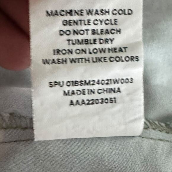 BloomChic 1X Blue Floral V-Neck Tunic Top Smocked Waist 3/4 Sleeve US 14–16 - Picture 8 of 8